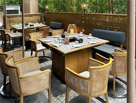 匠心定制:川西坝子火锅的家具之美 匠心定制:川西坝子火锅的家具之美