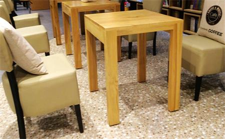 餐厅实木桌椅