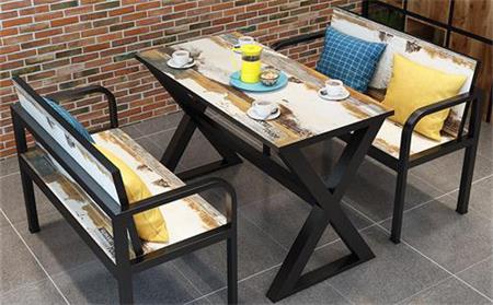 北欧风格实木快餐桌椅