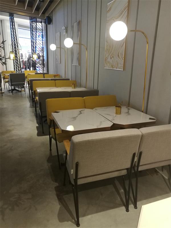 深圳莫里莫莉餐厅桌椅