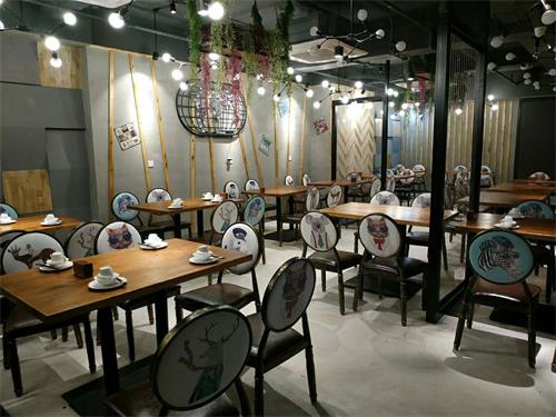 卓越汇川菜餐厅桌椅