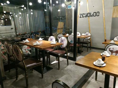中餐厅实木桌椅