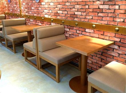 咖啡厅休闲实木桌椅_咖